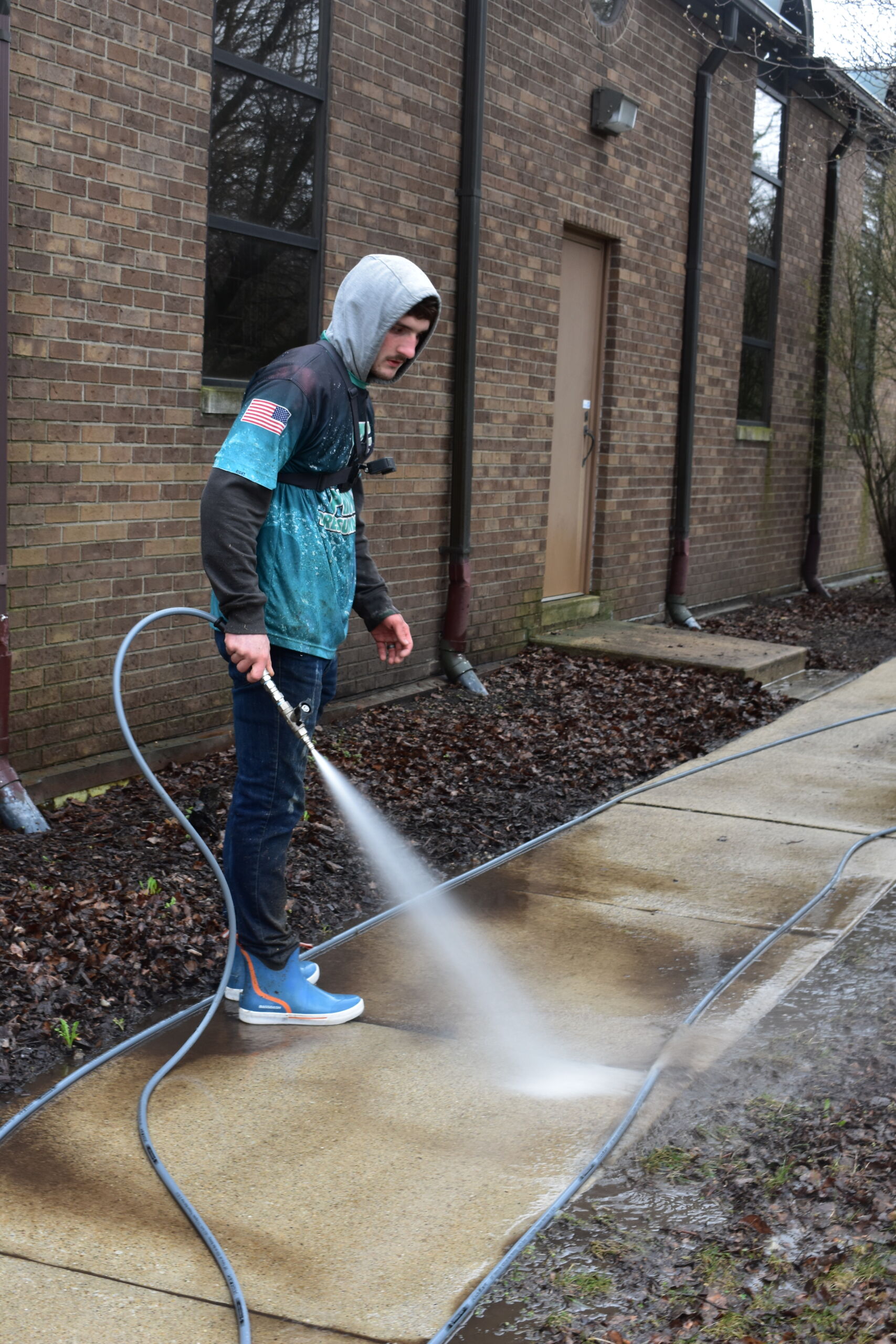 Commercial Pressure Washing by Prime and Shine